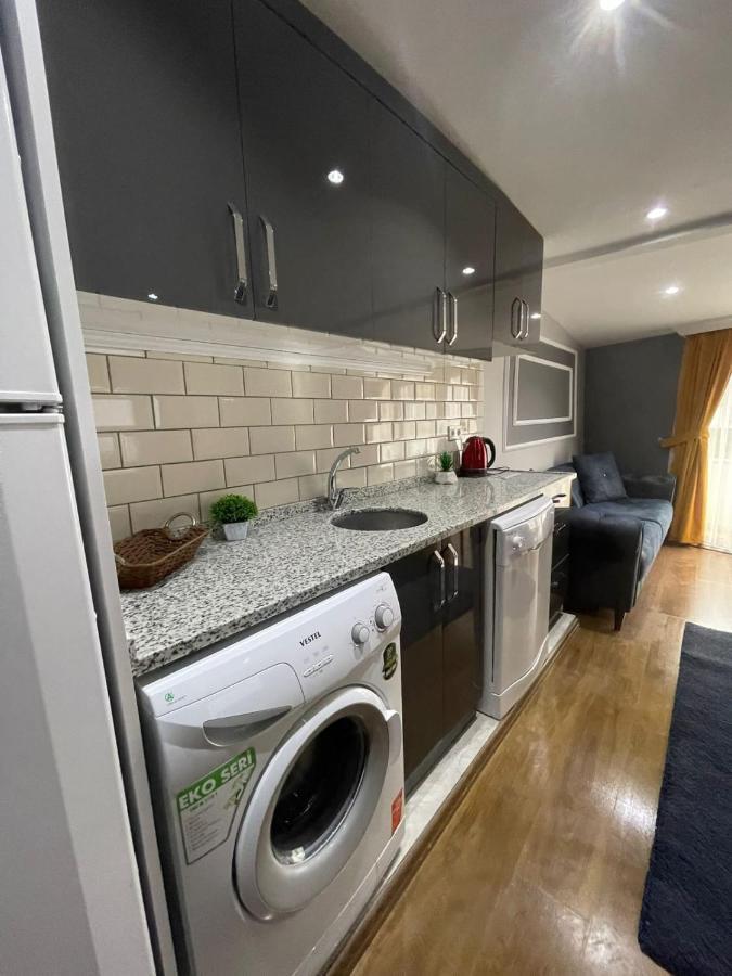 Smf Suites 1+1 4 Istanbul Exteriör bild